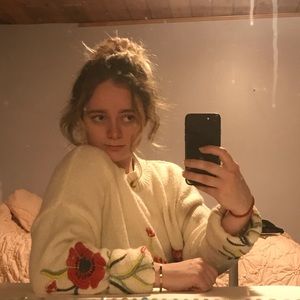 Meet your Posher, Chloe